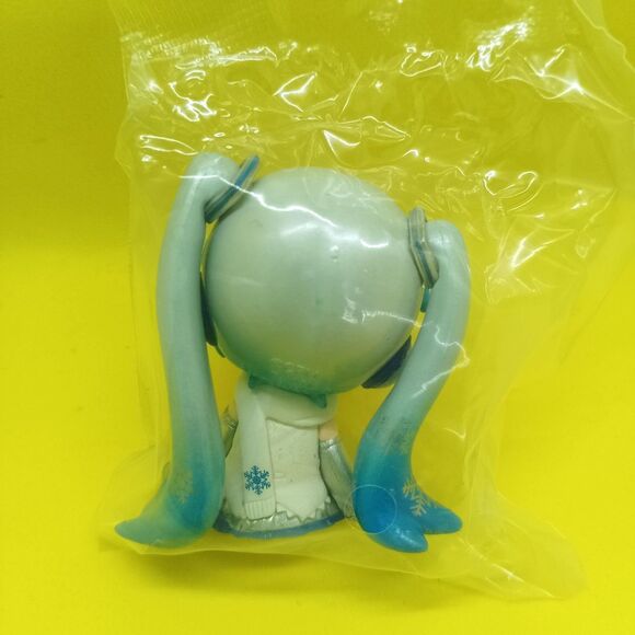 Snow Hatsune Miku project sekai mini figure - Picture 3 of 3
